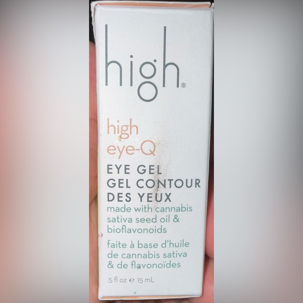 Sephora High Eye-Q Eye Gel - White and Black